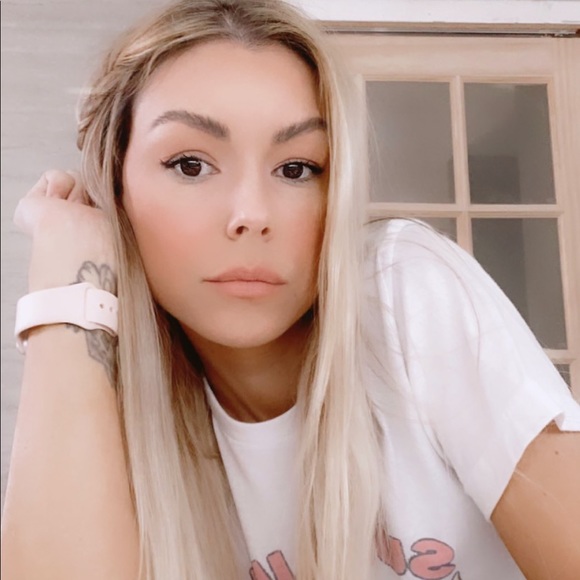 ABOUT ME: 🐶💜 - Picture 2 of 9